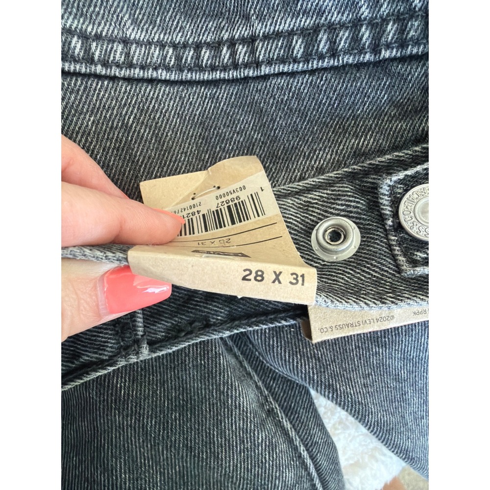 Levi's Cinch Barrel Jeans Women 28 Black High Rise Loose Curved Leg NEW - Picture 7 of 10